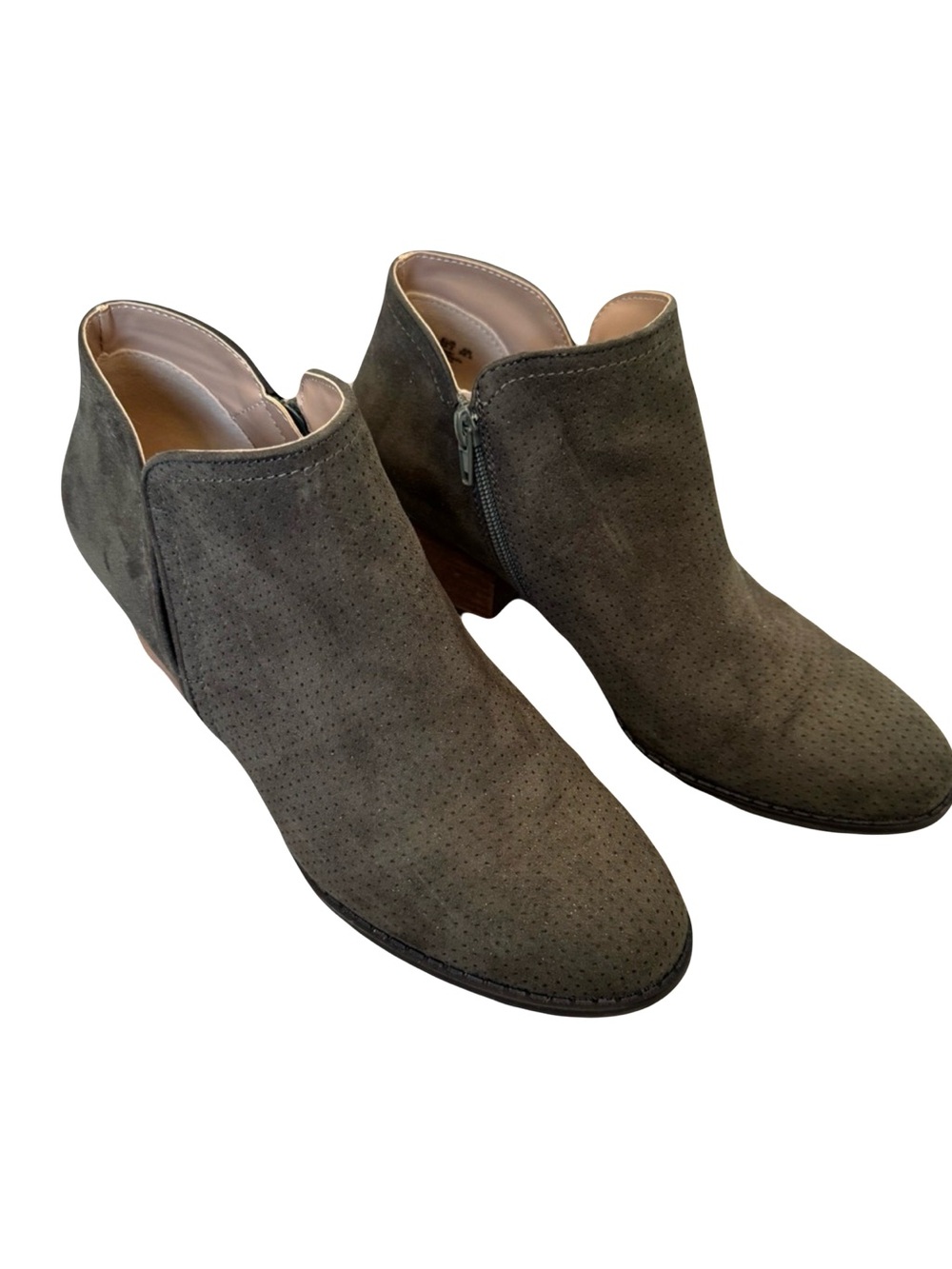 Life Stride Blake Women’s 9.5 Gray Suede Ankle Boots Block Heel